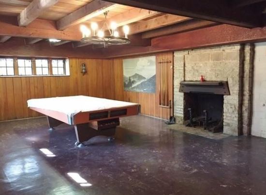 Zook Cty. Line Rd. Billiard Rood