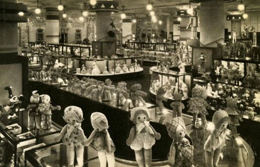 Field's Toy Department, 1930s